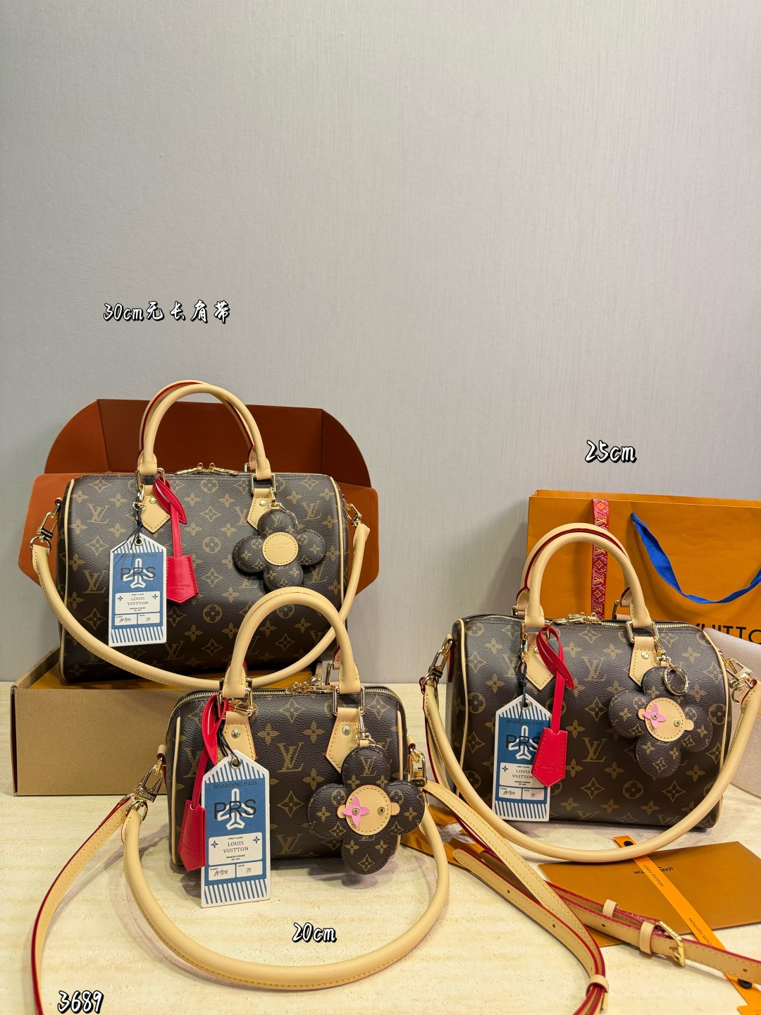 Louis Vuitton LV Speedy Handbag Cowhide Leather
